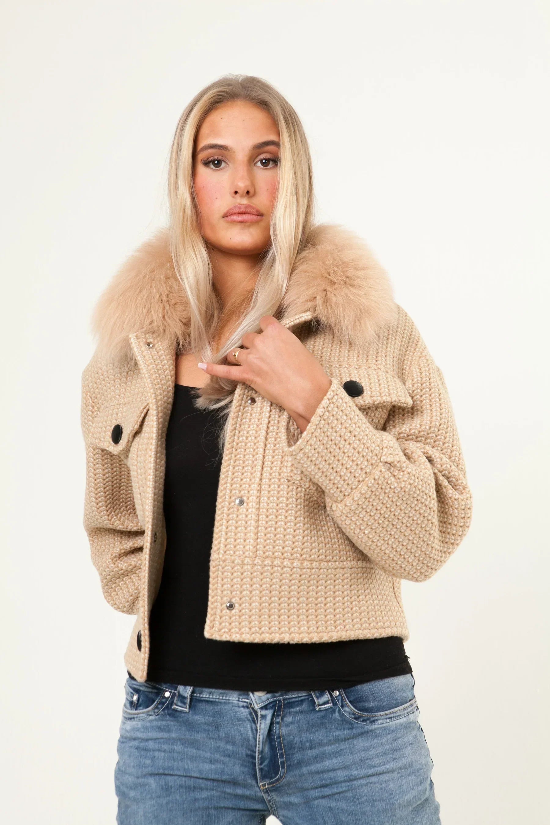 Numero - Button Up Wool Jacket - Beige